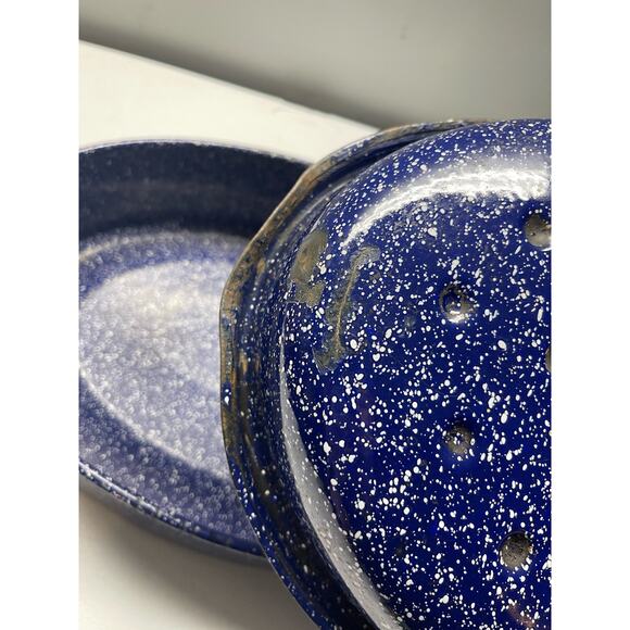 Granite Ware Medium Roasting Pan with Lid 17” X 7” Oval Blue Speckled Domed Lid - Picture 7 of 10